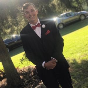 Meet your Posher, Alex